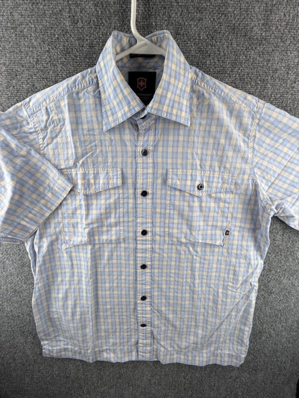 Victorinox Short Sleeve Plaid Blue Yellow Button Up Shirt Men Medium Cotton